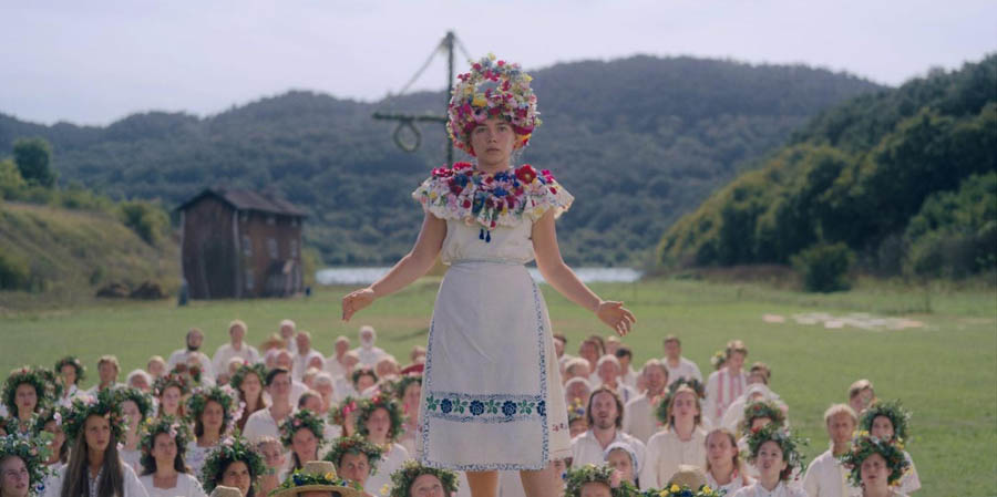 a picture of Midsommar. 