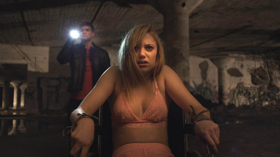 a picture of It Follows. 