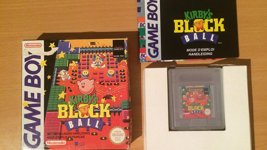 a picture of Kirby’s Block Ball game cover and cartridge. 